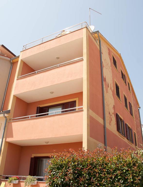 Apartments Labinac Pula Luaran gambar